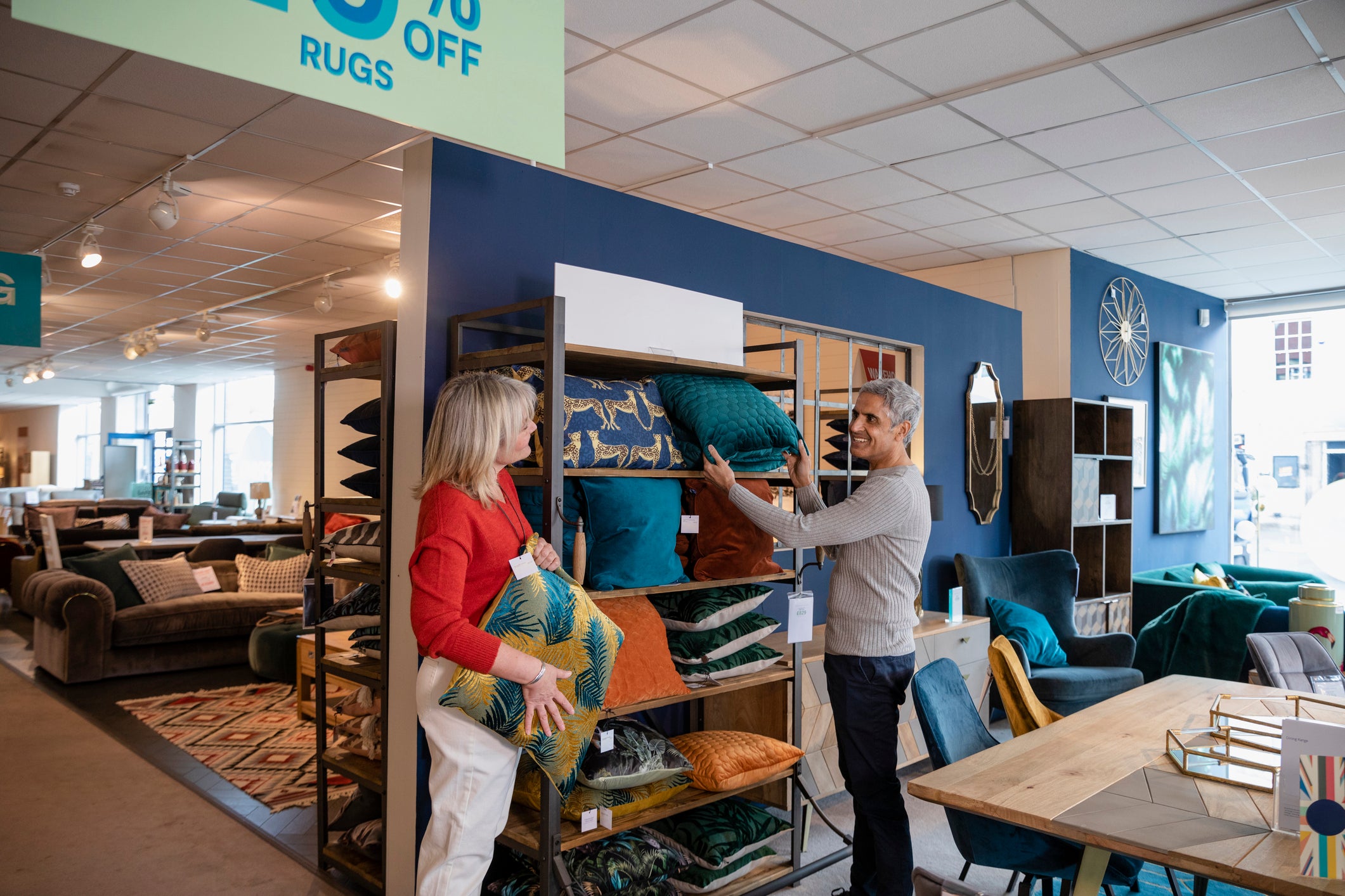 The Accessory Advantage: Monetizing Pillows, Covers & Add-ons at Scale